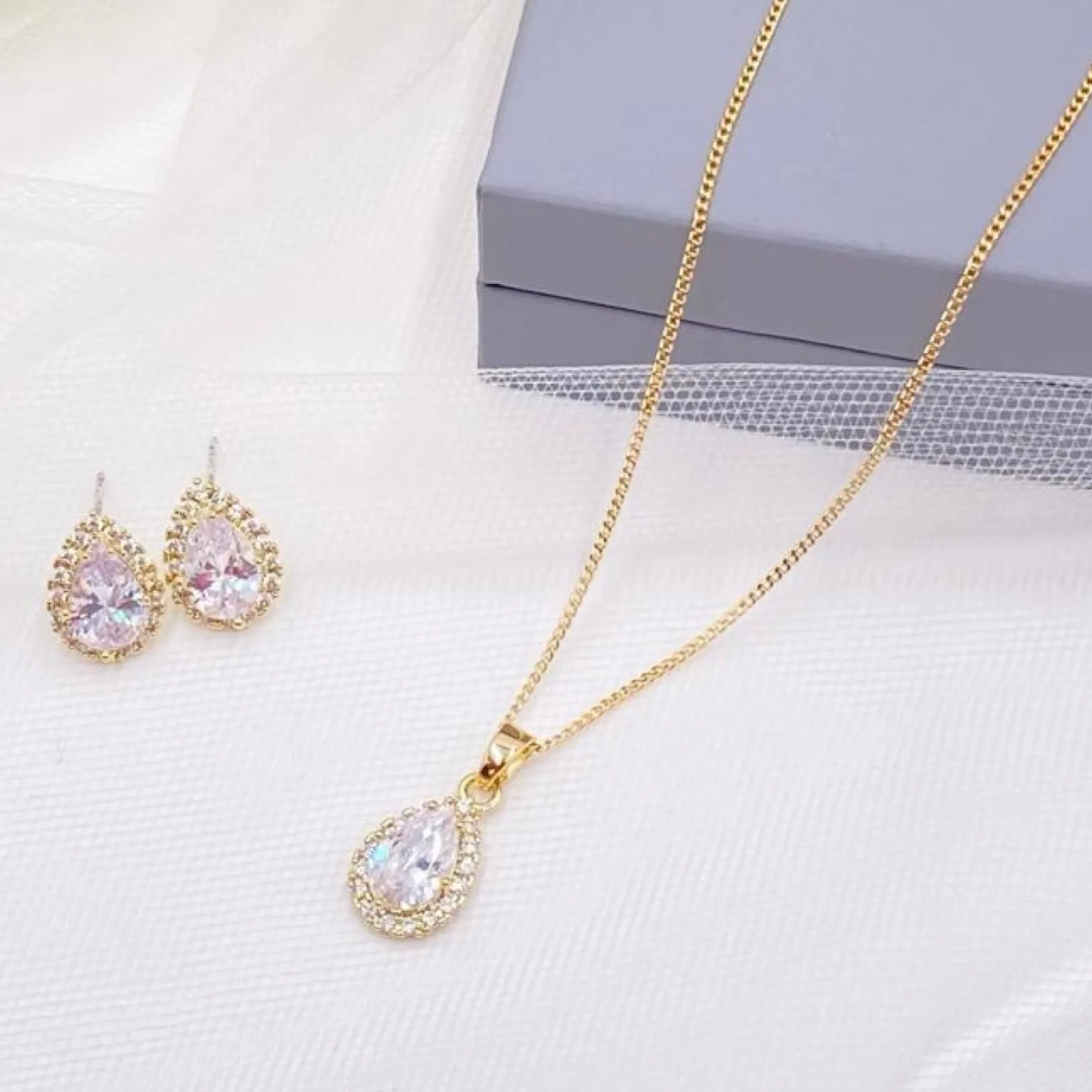 Lace & Favour Gold Prom Jewellery | Prom Jewellery Sets*Lulu Gold Crystal Stud Wedding Jewellery Set