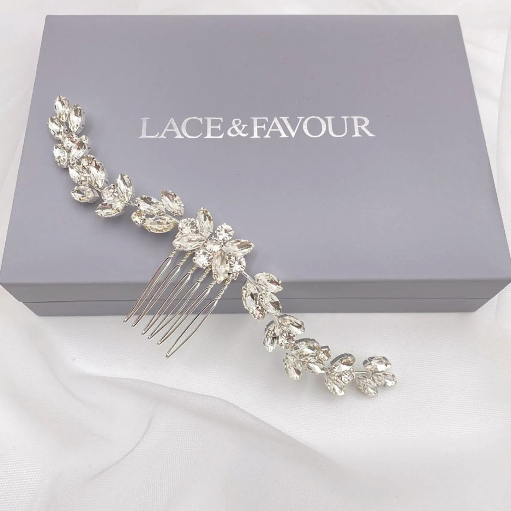 Lace & Favour Prom Hair Clips & Combs | Bridesmaid Gifts*Luna Small Crystal Embellished Wedding Hair Comb Silver