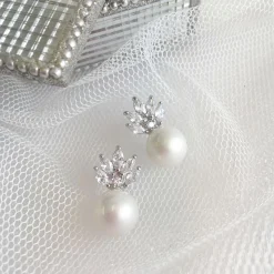 Lace & Favour Bridesmaid Gifts | Vintage Jewellery*Mila Pearl Sparkle Stud Wedding Earrings Ivory/ Silver