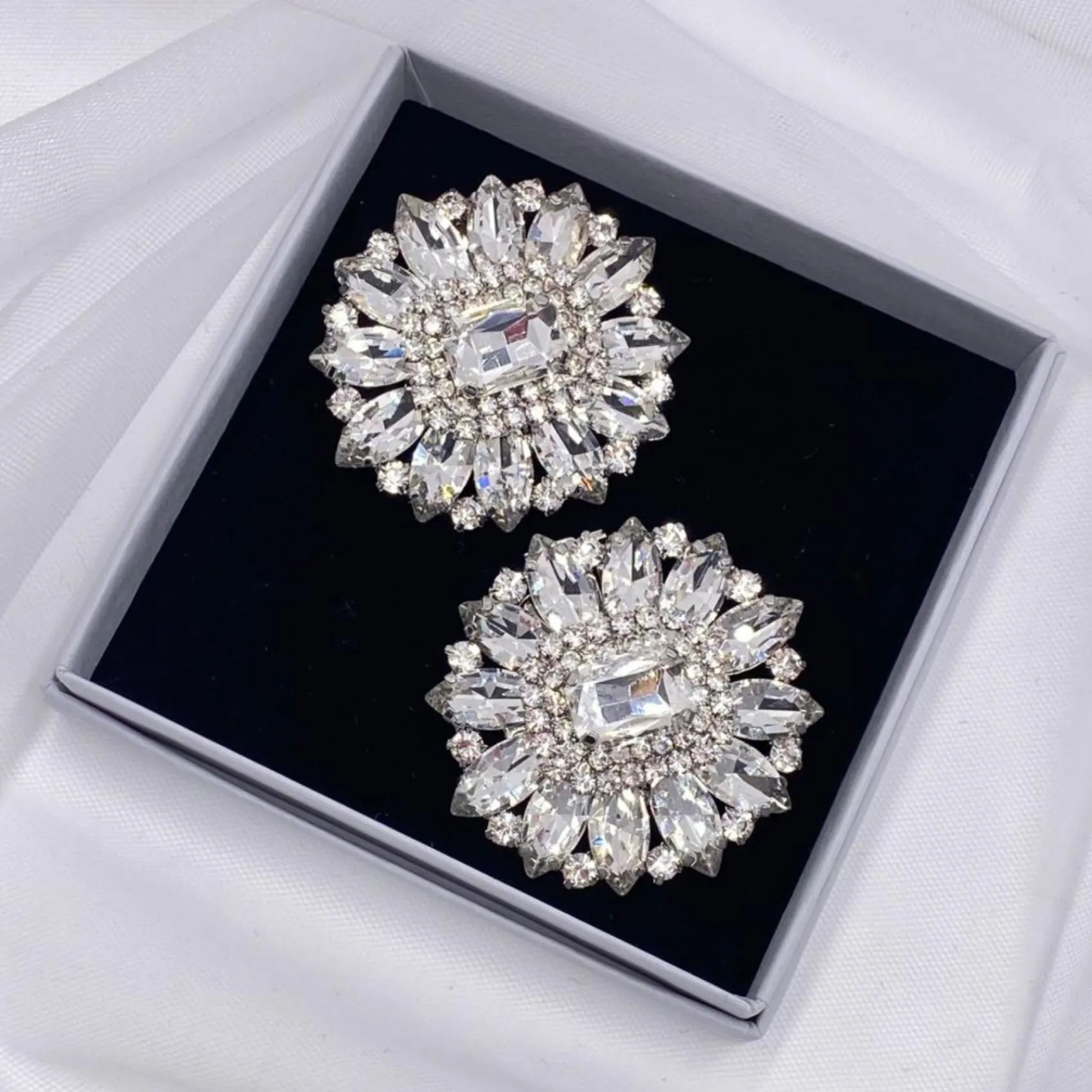 Lace & Favour Bride Gifts | Shoe Jewellery*Miracle Statement Crystal Shoe Clips