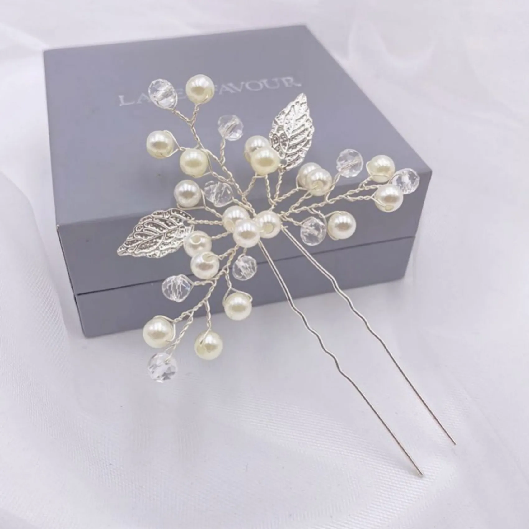 Lace & Favour Bridesmaid Gifts | Bride Gifts*October Silver Leaves and Pearl Wedding Hair Pin Ivory/ Silver