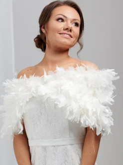 Beverly Hills Feather Stoles & Shrugs | Wedding Capes & Wraps*Olivia Ruffle Feather Bridal Stole Ivory