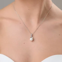 Lace & Favour Bride Gifts | Pearl Jewellery*Opulence Pearl Wedding Pendant Necklace (Silver)