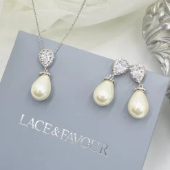 Lace & Favour Bride Gifts | Pearl Jewellery*Paloma Teardrop Pearl Bridal Jewellery Set