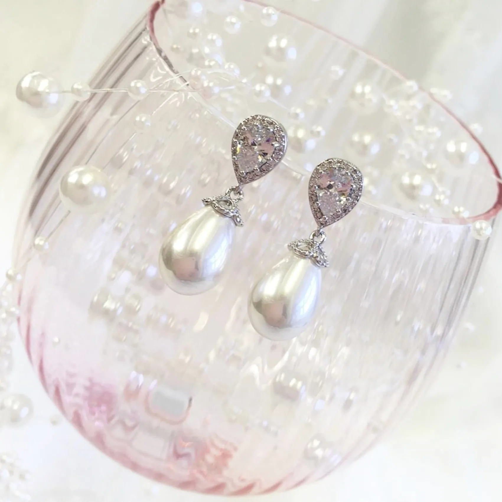 Lace & Favour Bridesmaid Gifts | Bride Gifts*Paloma Teardrop Pearl Wedding Earrings (Silver) Ivory/ Silver