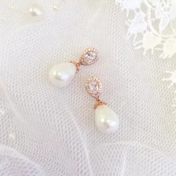 Lace & Favour Bridesmaid Gifts | Bride Gifts*Paloma Teardrop Pearl Wedding Earrings (Rose Gold) Ivory/ Rose Gold