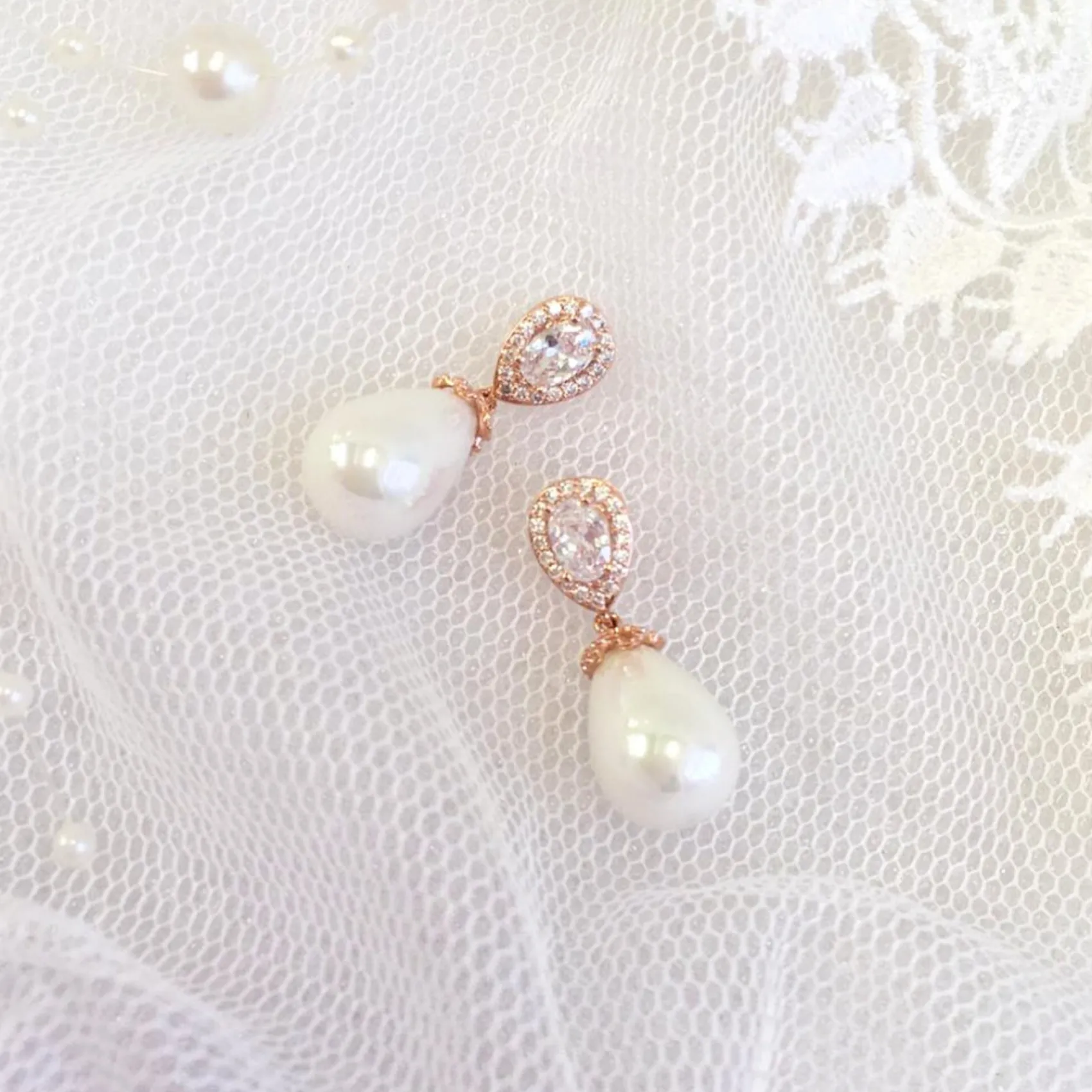 Lace & Favour Bridesmaid Gifts | Bride Gifts*Paloma Teardrop Pearl Wedding Earrings (Rose Gold) Ivory/ Rose Gold