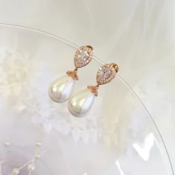 Lace & Favour Bridesmaid Gifts | Bride Gifts*Paloma Teardrop Pearl Wedding Earrings (Rose Gold) Ivory/ Rose Gold