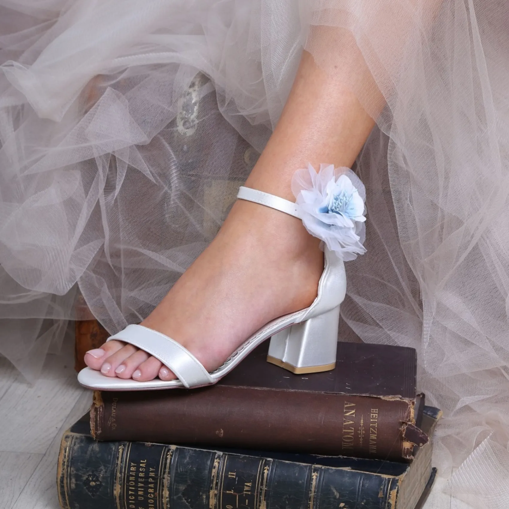 Perfect Bridal Something Blue Gifts | Bride Gifts*Apple Blue Flower Shoe Clips