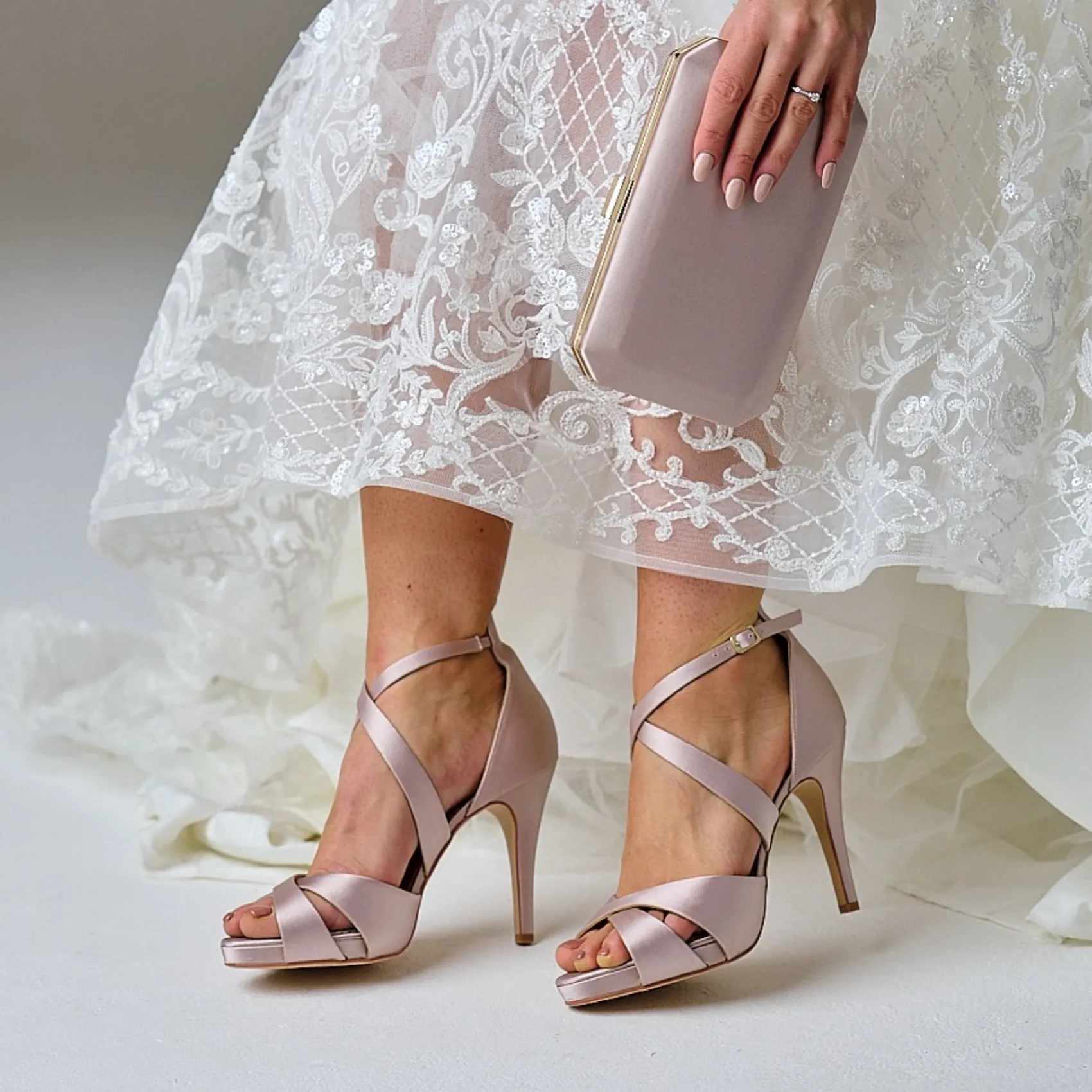 Perfect Bridal Prom Bags | Wedding Guest Bags*Ebony Satin Box Clutch Bag Taupe