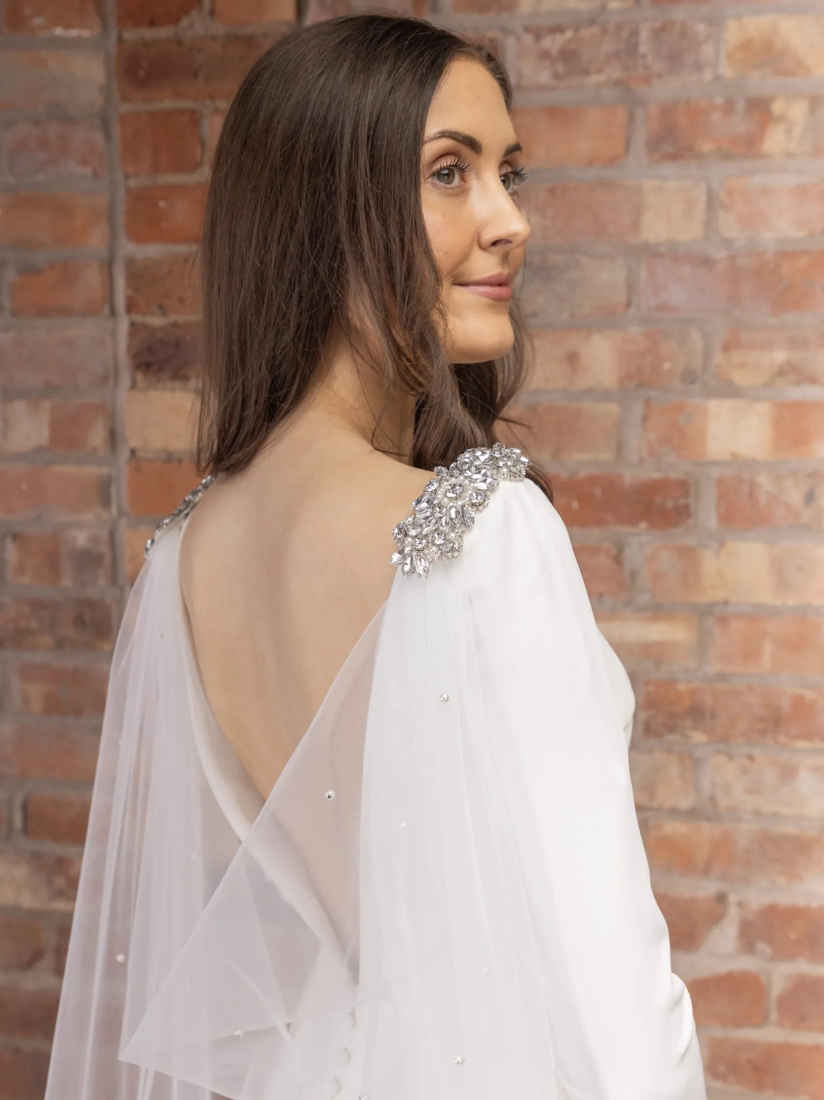 Perfect Bridal Single Tier Veils | Chapel Length & Cathedral Veils*Diamante Cowl Back Cape Veil Ivory