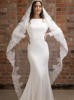 Perfect Bridal Single Tier Veils | Chapel Length & Cathedral Veils*Single Tier Mantilla Lace Cathedral Veil Ivory