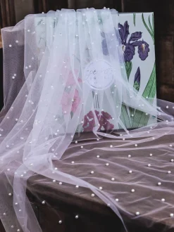 Perfect Bridal Chapel Length & Cathedral Veils | Floor Length Veils*Single Tier Cut Edge Scattered Pearl Veil Ivory