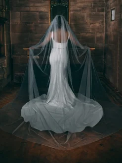 Perfect Bridal Single Tier Veils | Chapel Length & Cathedral Veils*Single Tier Plain Cathedral Veil with Cut Edge Ivory