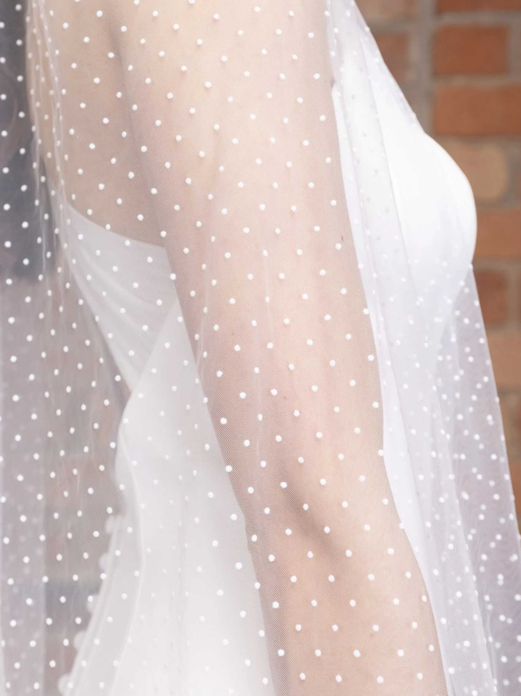 Perfect Bridal Single Tier Veils | Floor Length Veils*Single Tier Polka Dot Floor Length Veil Ivory