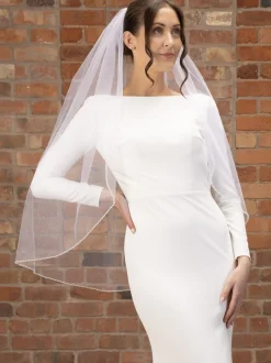 Perfect Bridal Single Tier Veils | Fingertip Veils*Single Tier Glitter Tulle Fingertip Veil Ivory