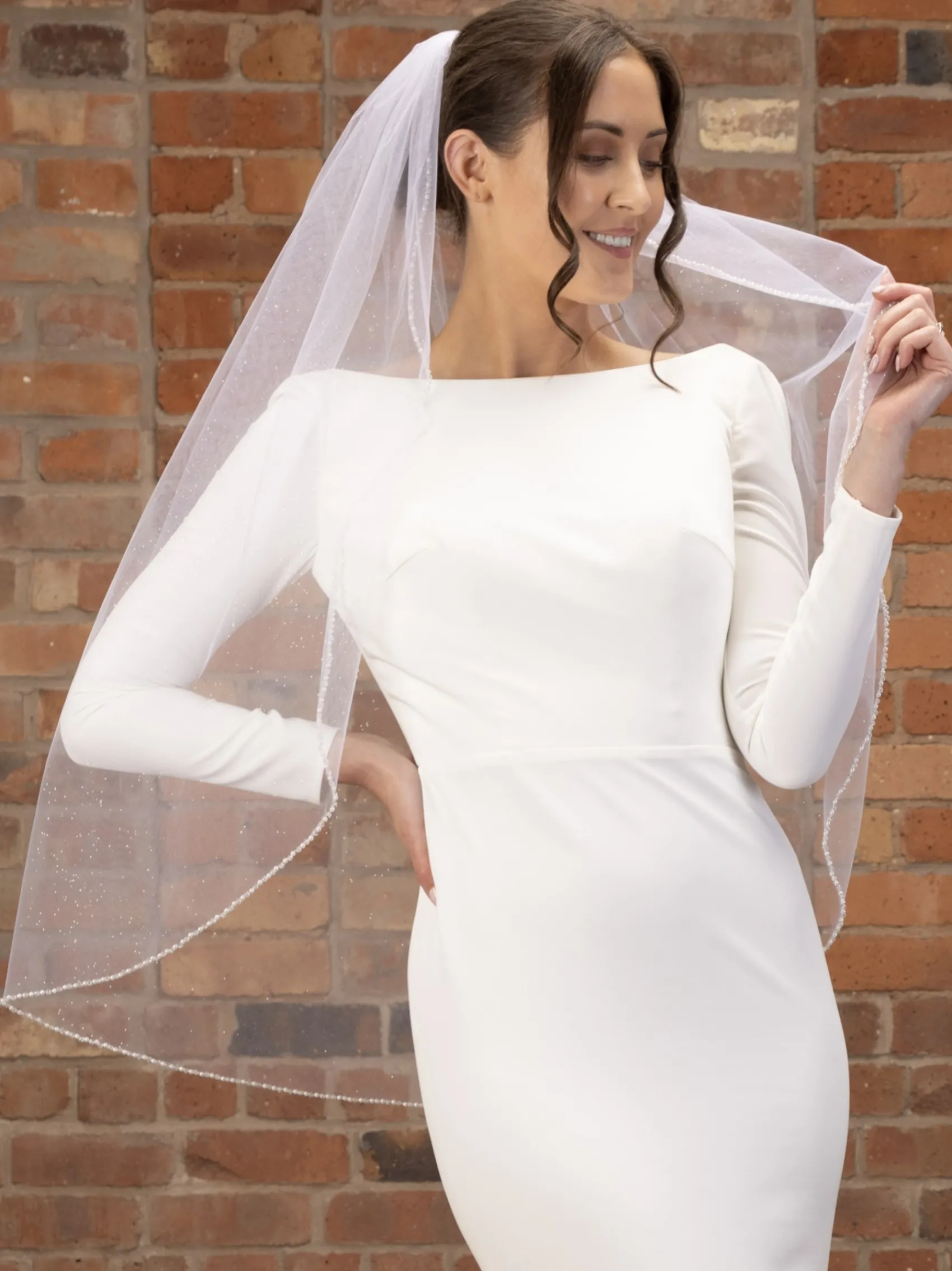 Perfect Bridal Single Tier Veils | Fingertip Veils*Single Tier Glitter Tulle Fingertip Veil Ivory