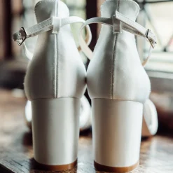 Perfect Bridal Wedding Shoes | Mid Heel*Lucinda Satin Knotted Block Heel Sandals Ivory