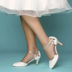 Perfect Bridal Wedding Shoes | Mid Heel*Nina Ivory Lace and Gold Ankle Strap Shoes Ivory/ Gold
