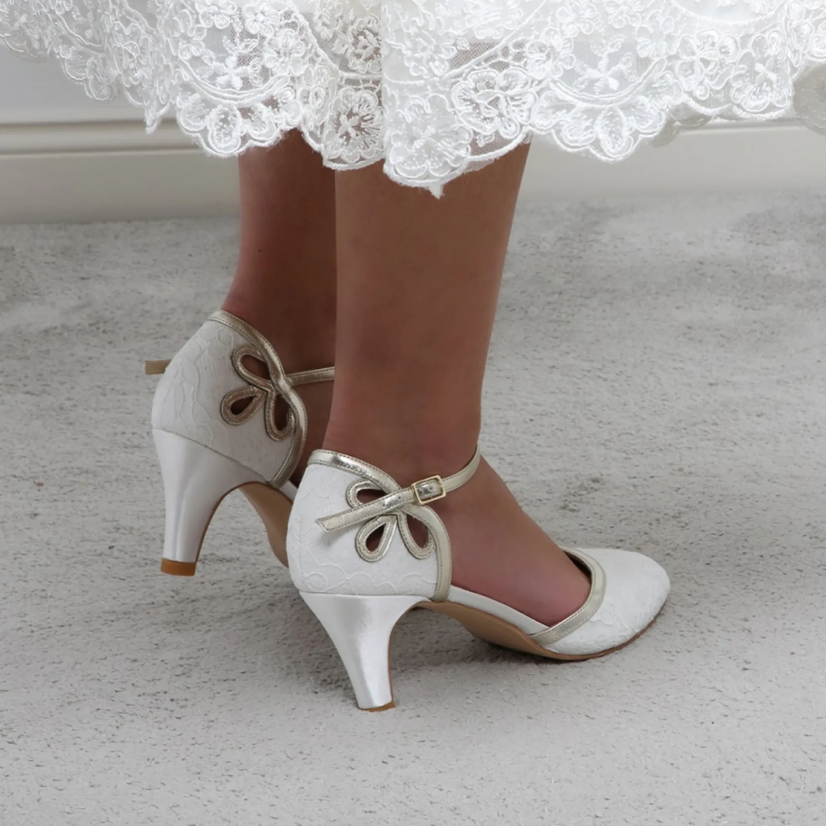 Perfect Bridal Wedding Shoes | Mid Heel*Nina Ivory Lace and Gold Ankle Strap Shoes Ivory/ Gold
