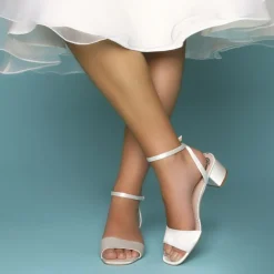 Perfect Bridal Bridesmaid Shoes | Wedding Shoes*Riley Pearl Low Block Heel Sandals (Wide Fit) Ivory