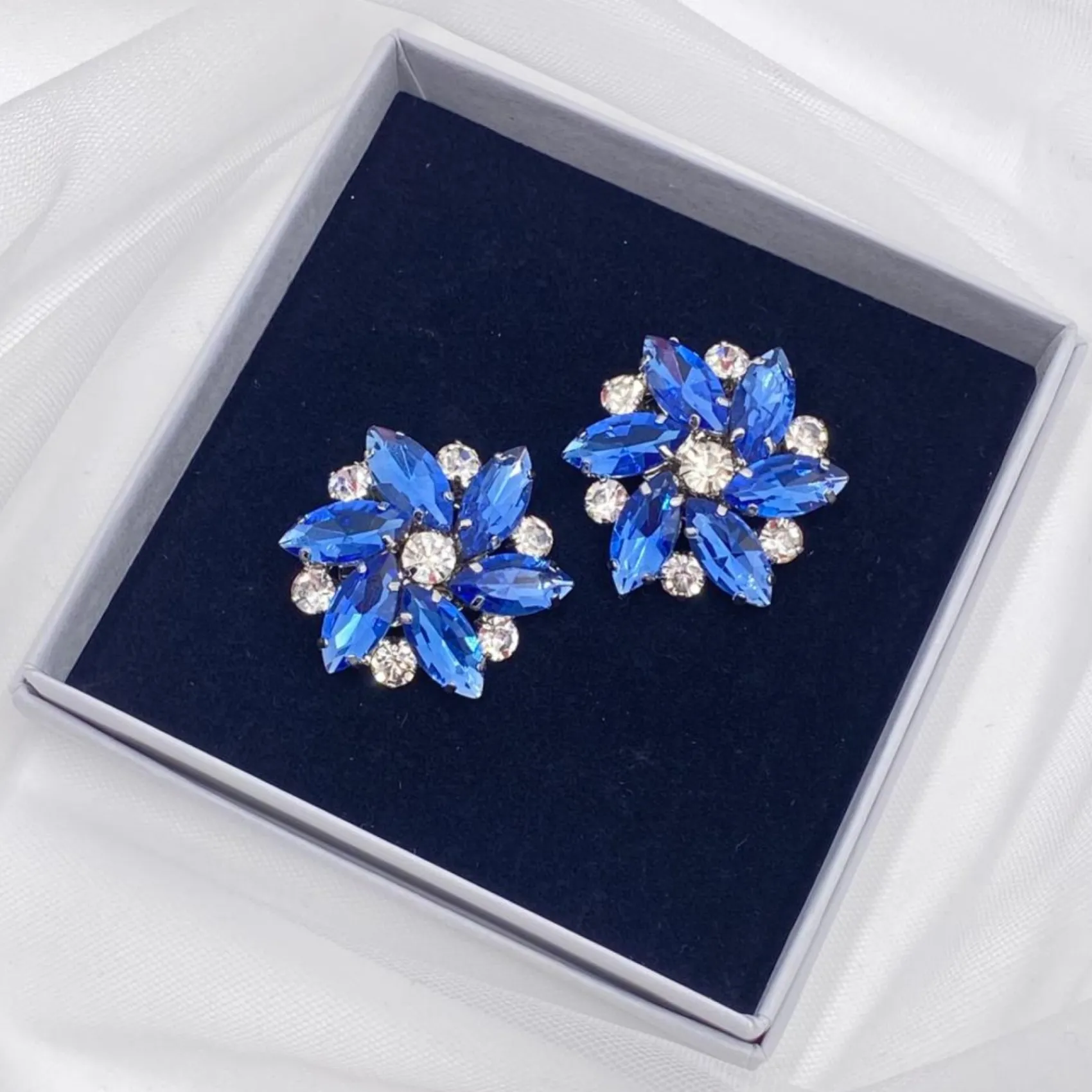 Lace & Favour Something Blue Gifts | Shoe Jewellery*Petal Sapphire Crystal Flower Shoe Clips