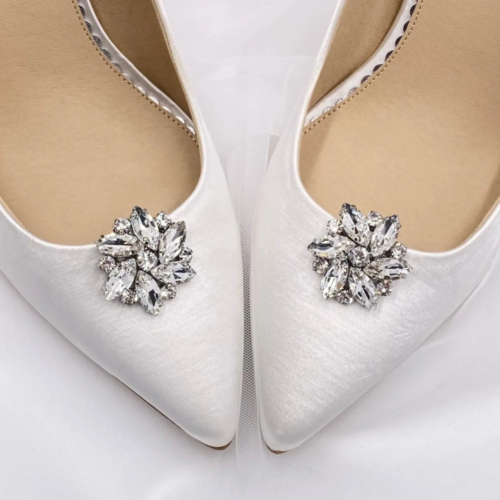 Lace & Favour Bride Gifts | Shoe Jewellery*Petal Silver Crystal Flower Shoe Clips