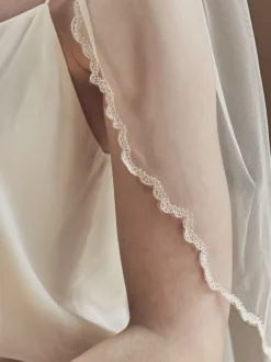 Rainbow Club Single Tier Veils | Elbow Length Veils*Gazania Embroidered Scalloped Edge Waist Length Veil Ivory