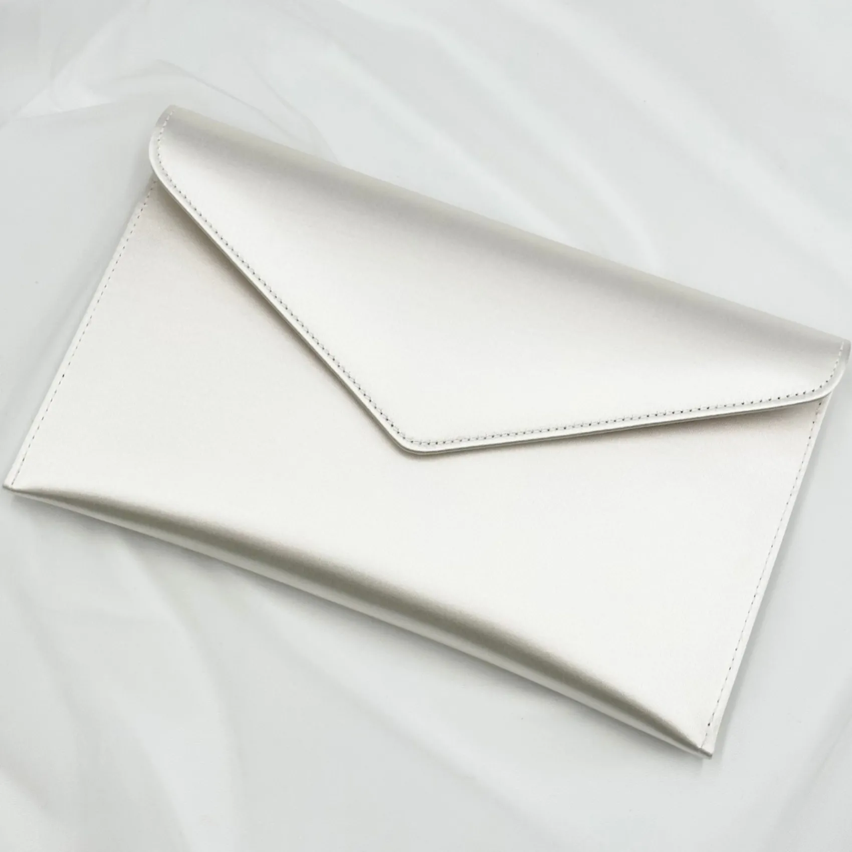 Rainbow Club Wedding Handbags*Hattie Dyeable Satin Envelope Clutch Bag Ivory