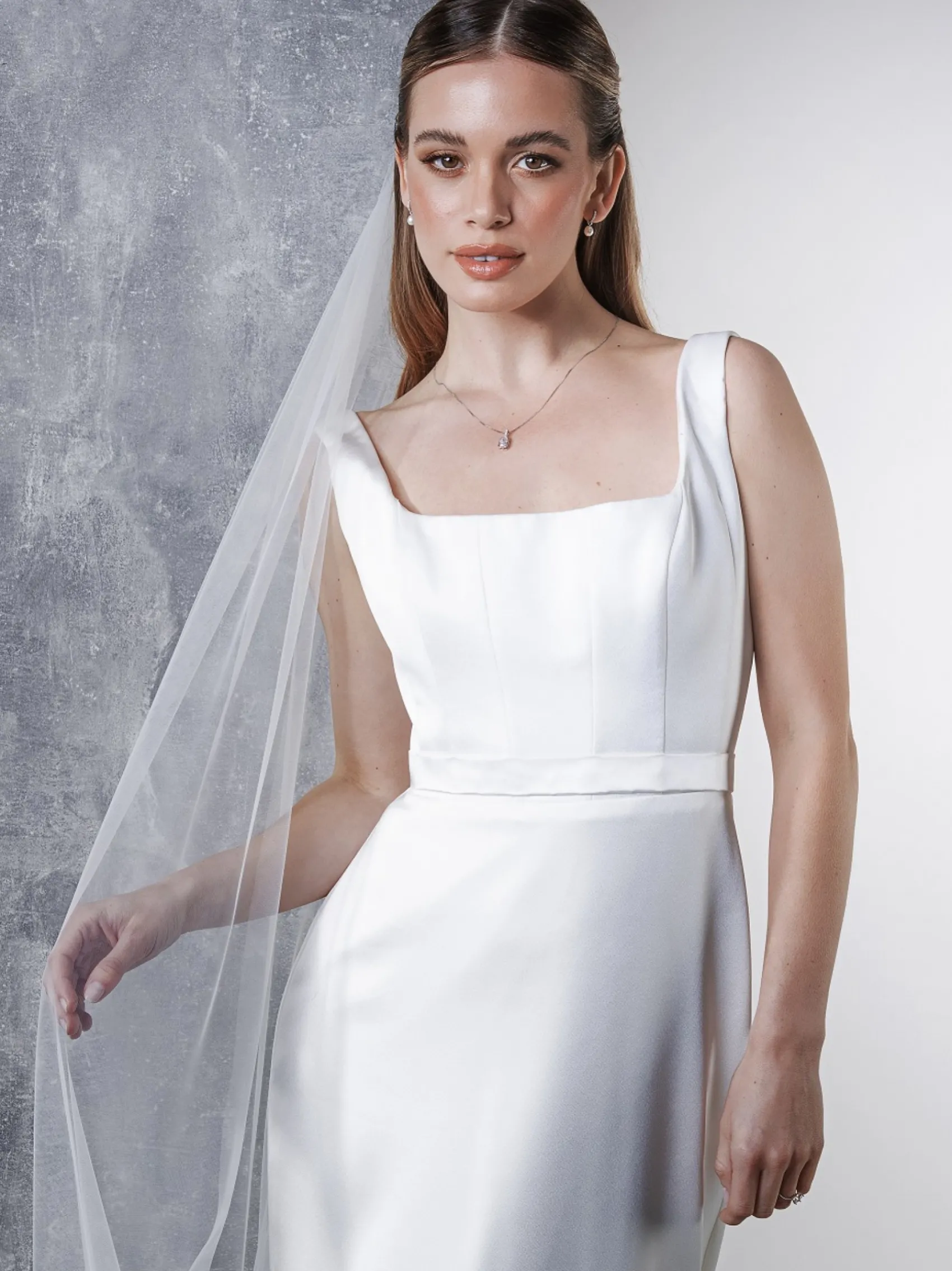 Rainbow Club Single Tier Veils | Chapel Length & Cathedral Veils*Indigo Embellished Comb Chapel Veil Ivory
