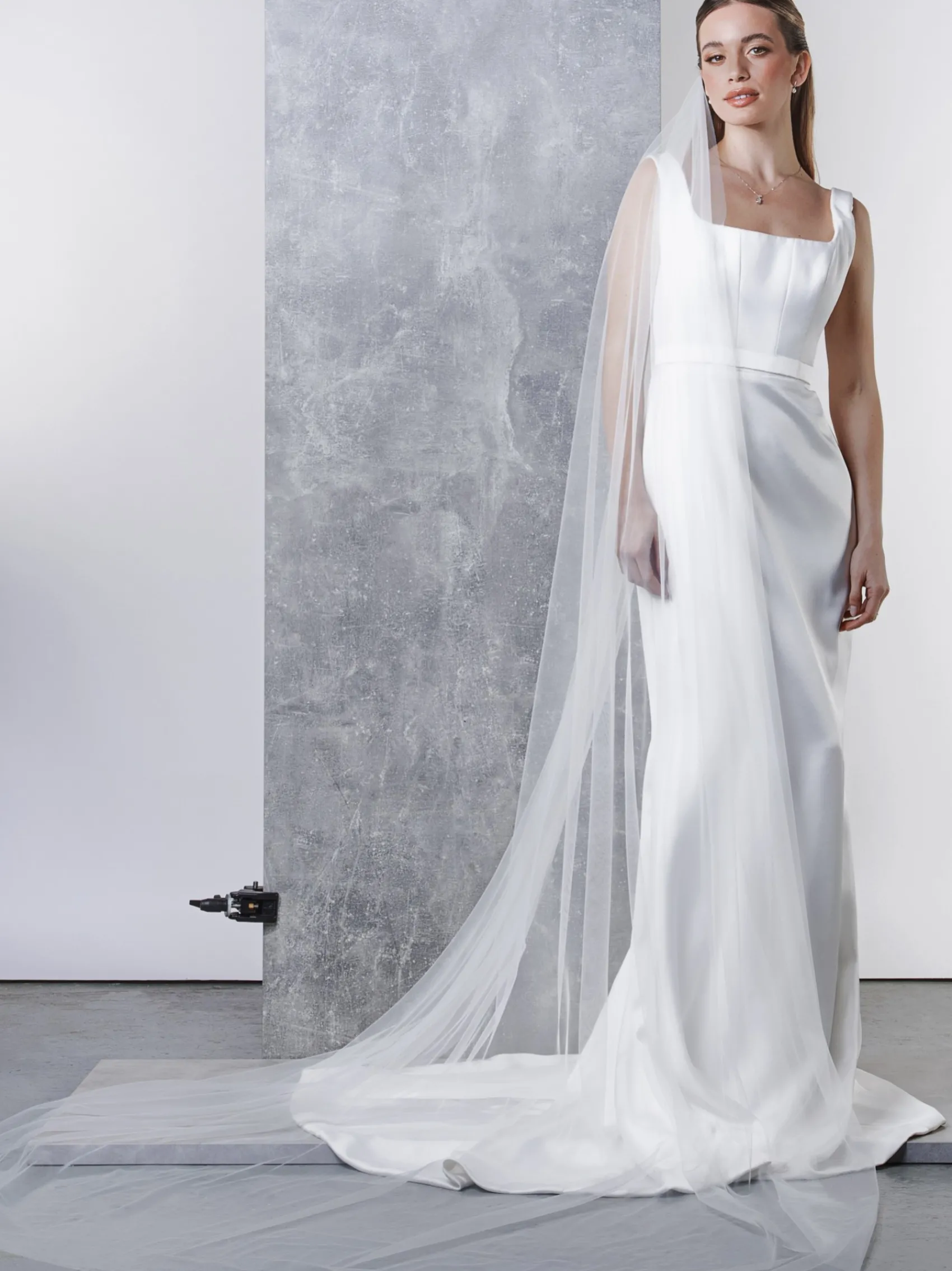Rainbow Club Single Tier Veils | Chapel Length & Cathedral Veils*Indigo Embellished Comb Chapel Veil Ivory