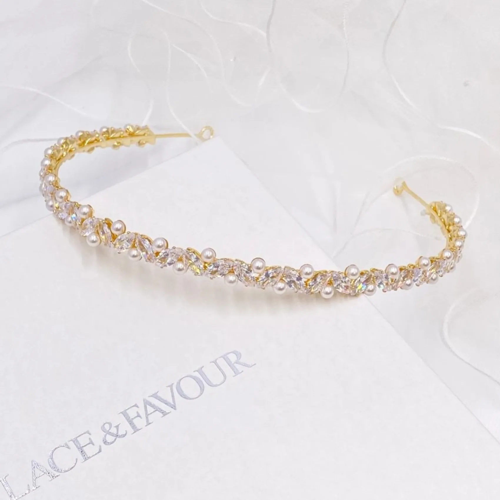 Lace & Favour Prom Headbands & Tiaras | Pearl Hair Accessories*Rochelle Gold Narrow Crystal and Pearl Headband Ivory/ Gold