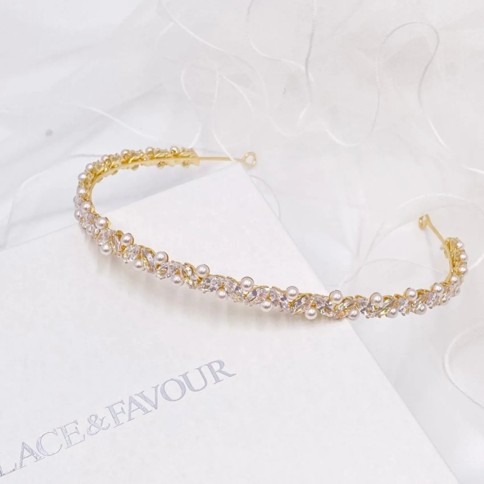 Lace & Favour Prom Headbands & Tiaras | Pearl Hair Accessories*Rochelle Gold Narrow Crystal and Pearl Headband Ivory/ Gold