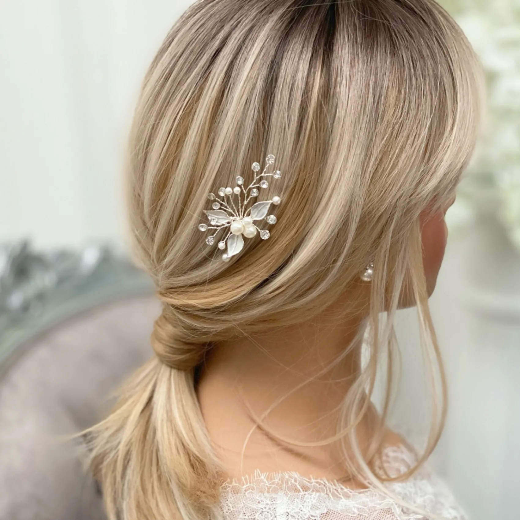 Lace & Favour Bridesmaid Gifts | Bridesmaid Hair Accessories*Romance Pearl and Crystal Silver Leaves Hair Pin
