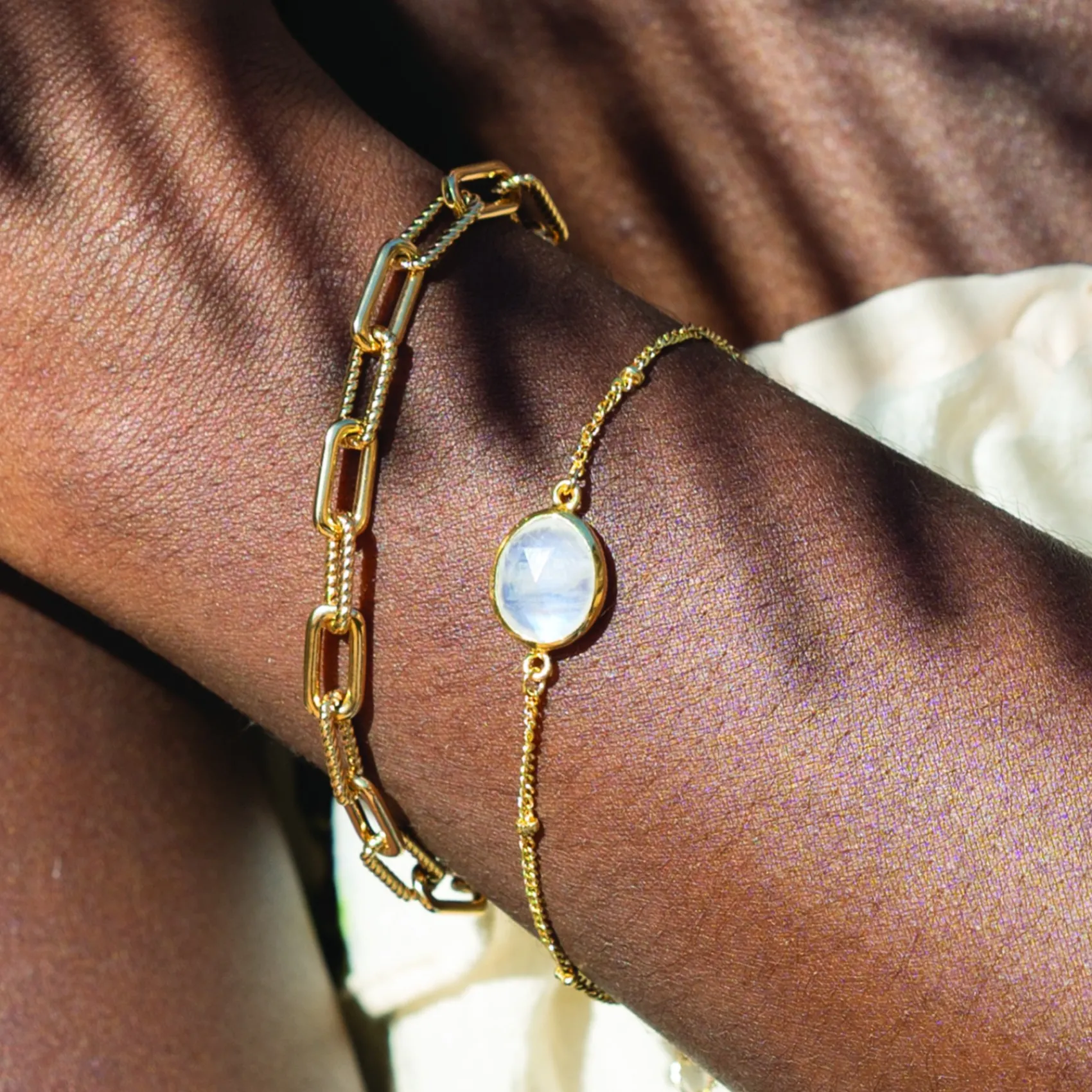 Sarah Alexander Mother Of The Groom Gifts | Mother Of The Bride Gifts*Antigua Rainbow Moonstone Gold Gemstone Bracelet