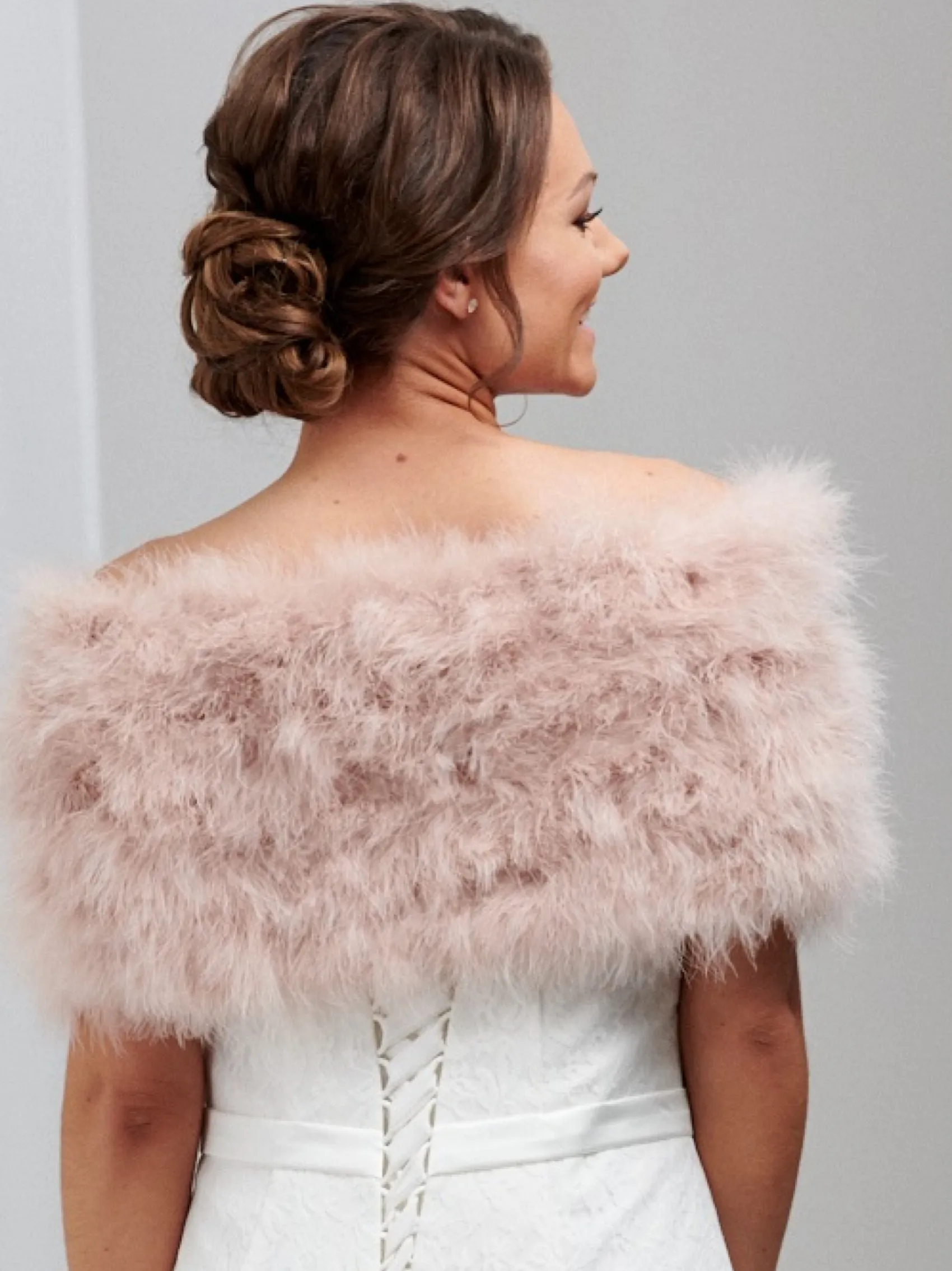 Beverly Hills Feather Stoles & Shrugs | Wedding Capes & Wraps*Scarlet Feather Bridal Stole Blush