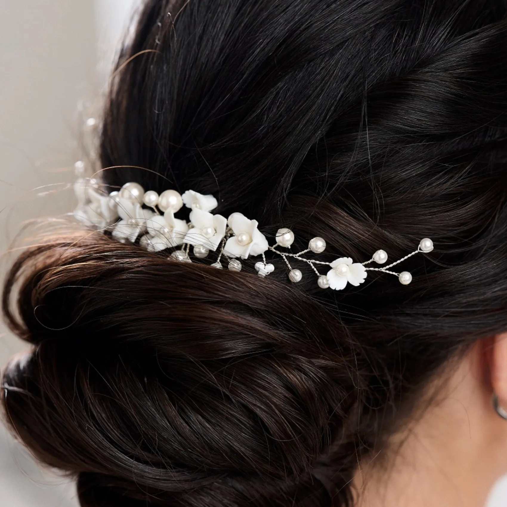Lace & Favour Pearl Hair Accessories | Silver Hair Accessories*Skye Porcelain Flowers and Pearl Hair Comb (Silver) Ivory/ Silver