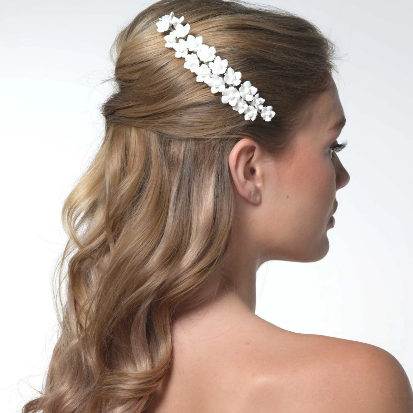 Poirier Gold Hair Accessories | Wedding Headpieces*Violet Ivory Porcelain Flower Bridal Hair Comb Ivory/ Gold